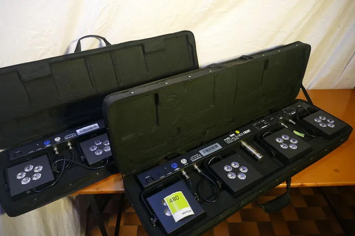 2x Eurolite KLS-902 Next